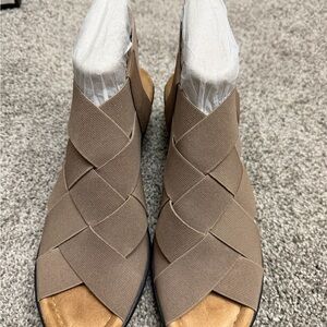 Comfortiva Brown Woven Sandals